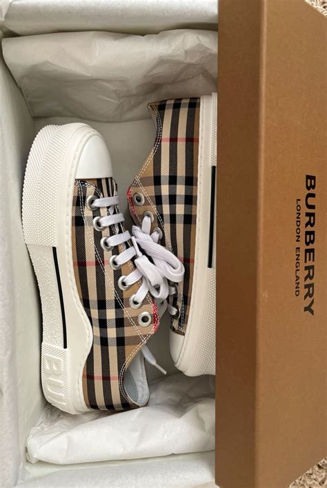 burberry sneakers roze|Women’s Designer Shoes .